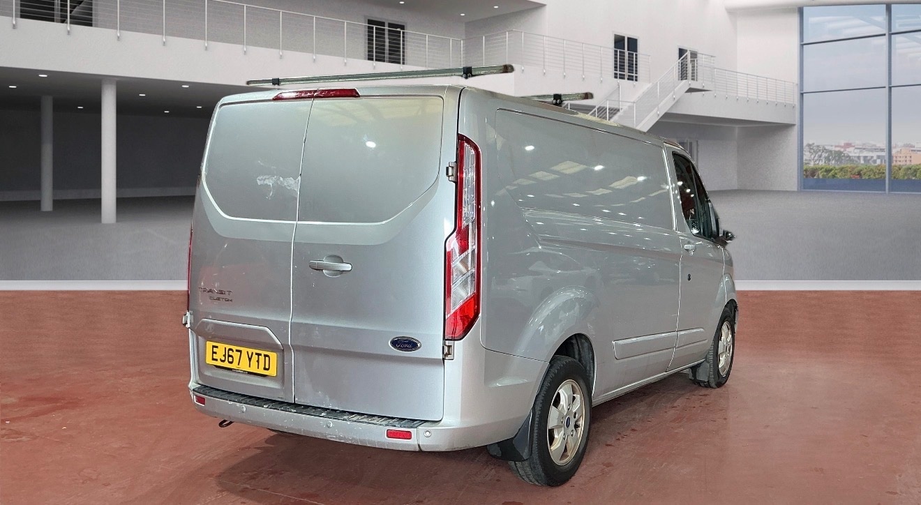 Used Ford Transit Custom 2017 for sale - 77830219: Photo 2