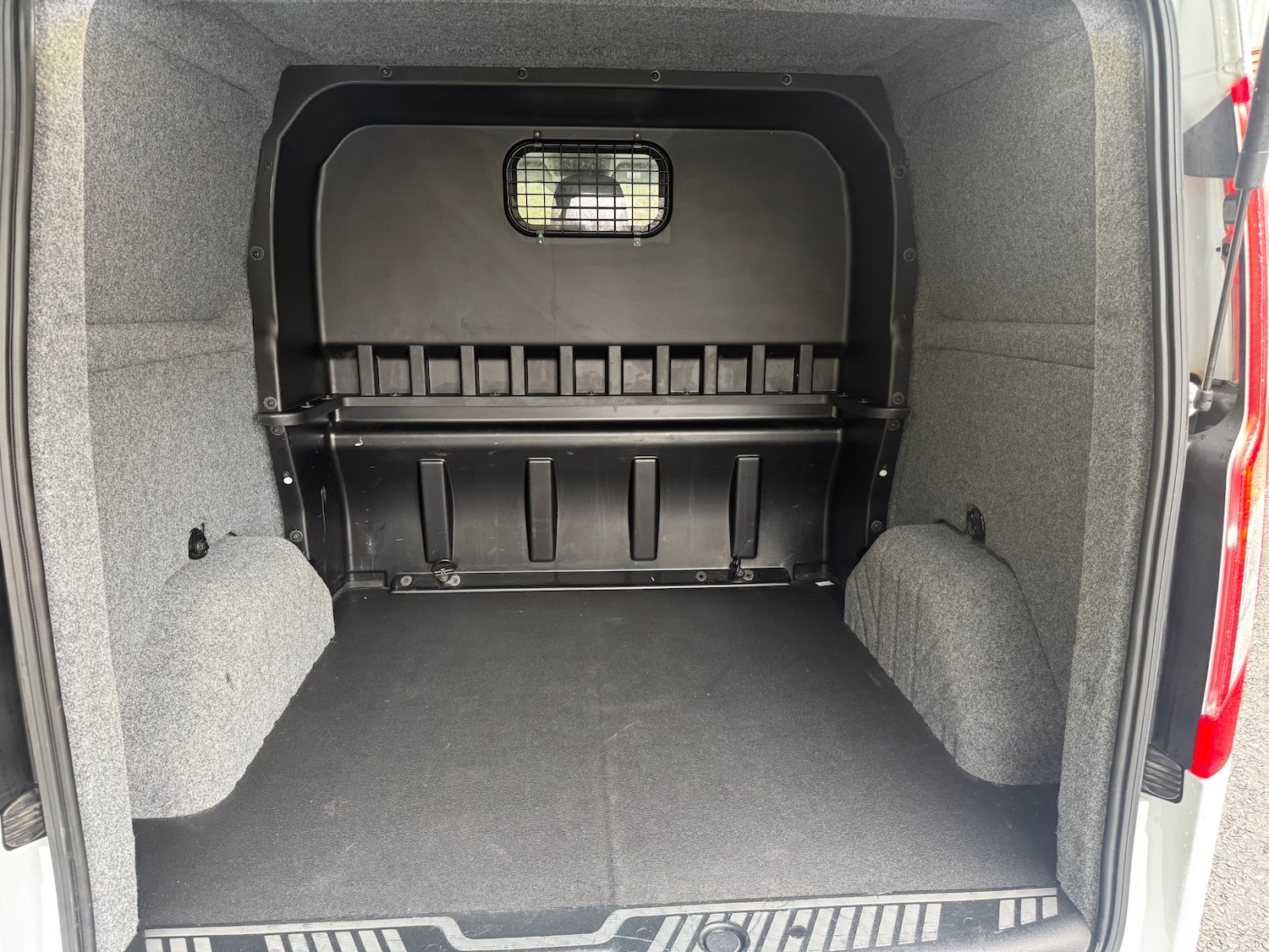 Used Ford Transit Custom 2022 for sale - 77997565: Photo 14