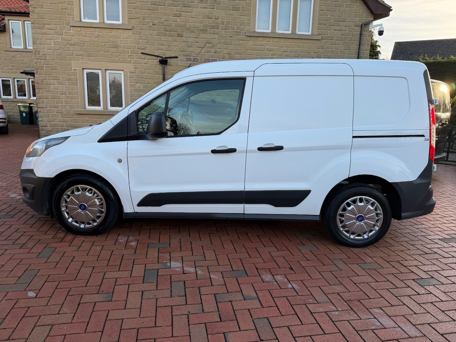 Used Ford Transit Connect 2014 for sale - 77280035: Photo 7