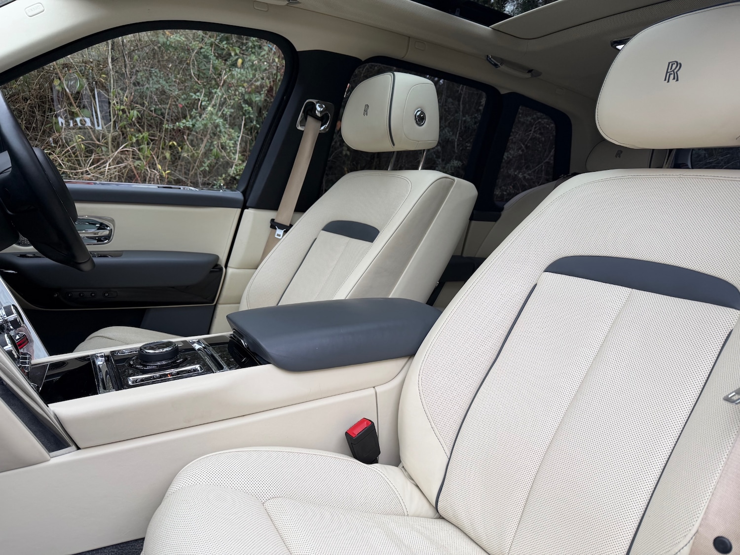 Used Rolls-Royce Cullinan 2019 for sale - 77034009: Photo 13