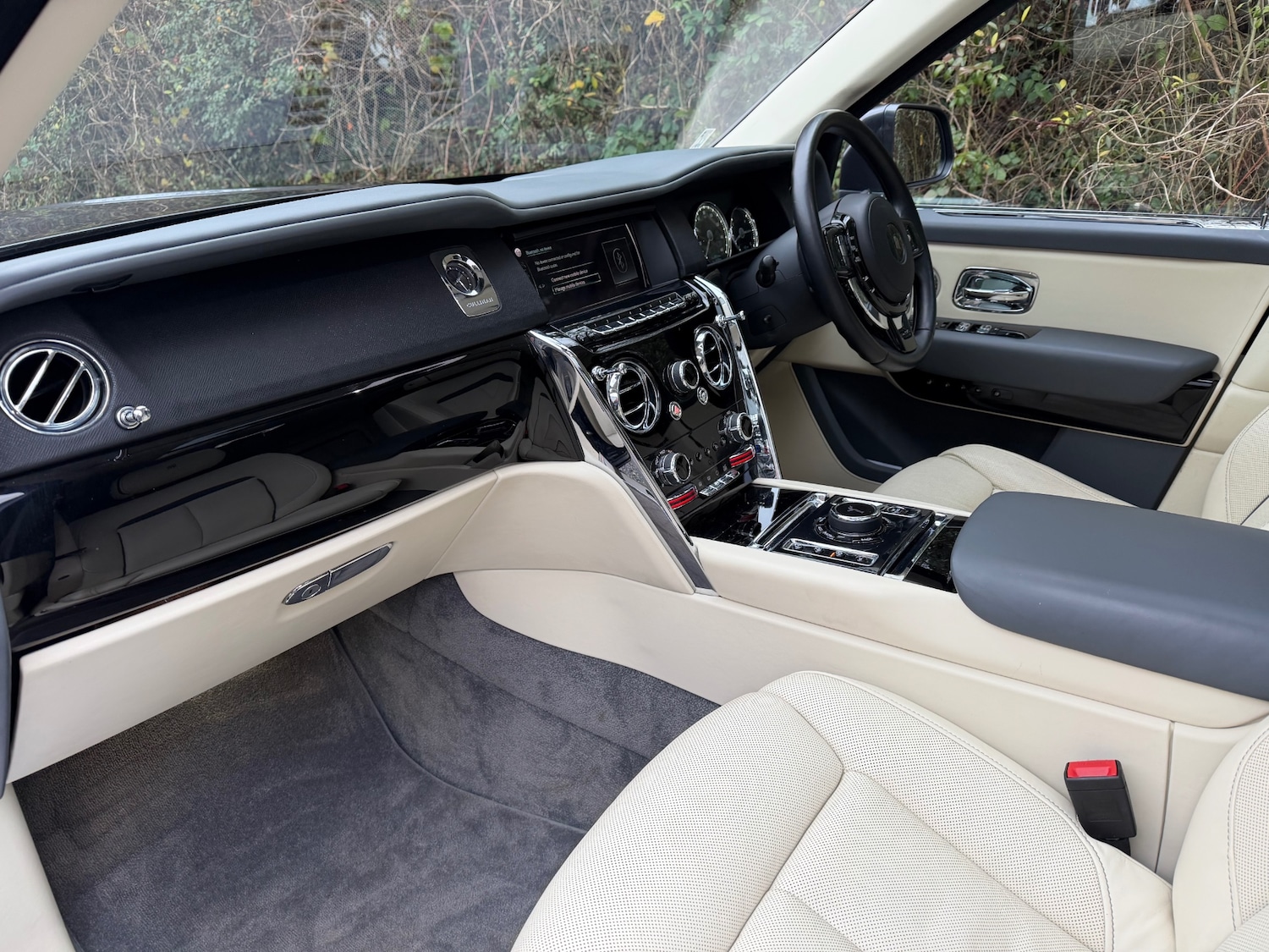 Used Rolls-Royce Cullinan 2019 for sale - 77034009: Photo 15