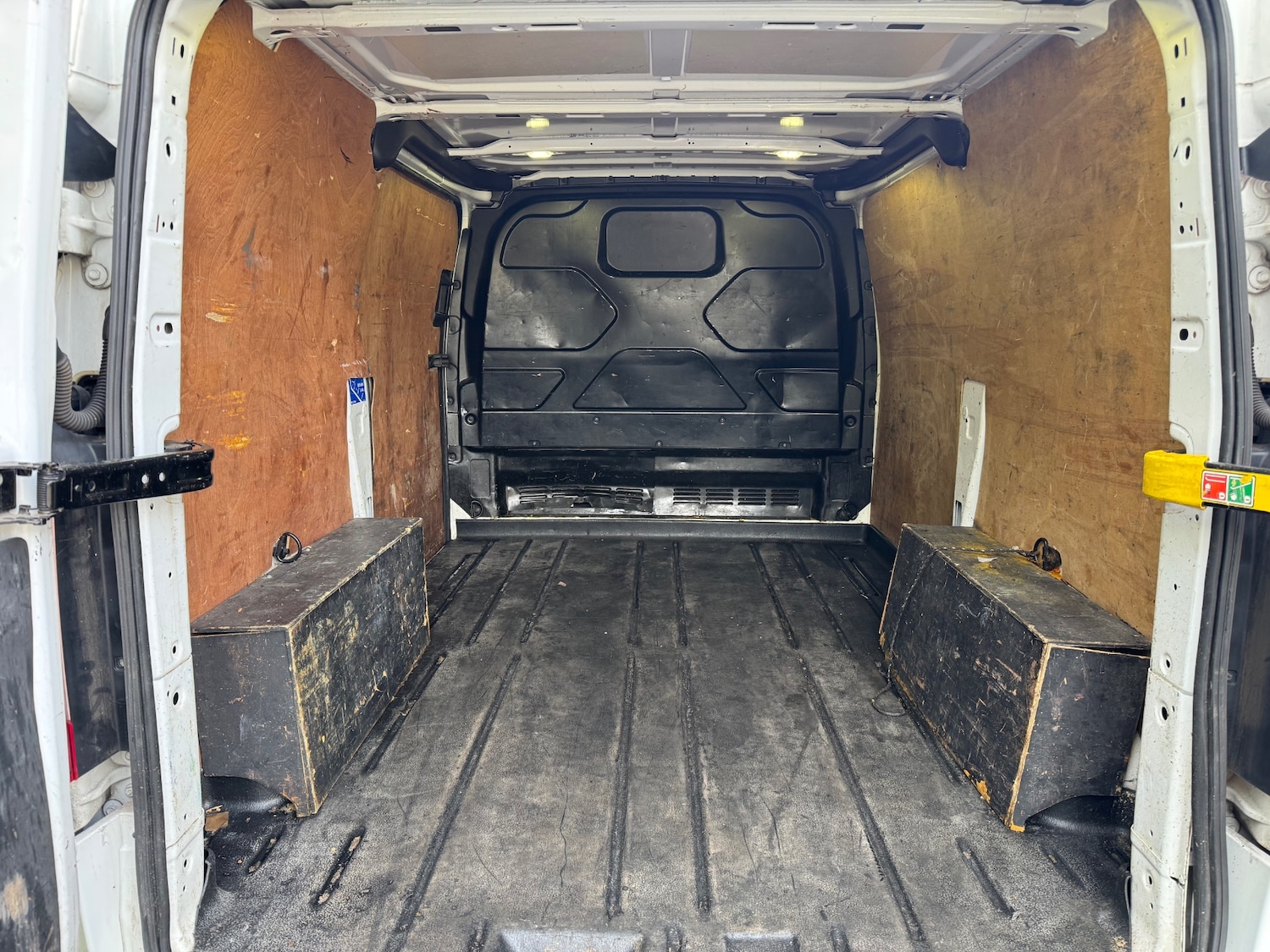 Used Ford Transit Custom 2017 for sale - 78201885: Photo 13