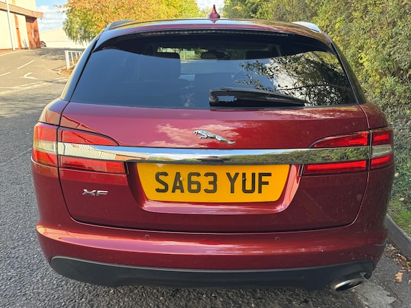Used Jaguar XF 2013 for sale - 76117133: Photo 12