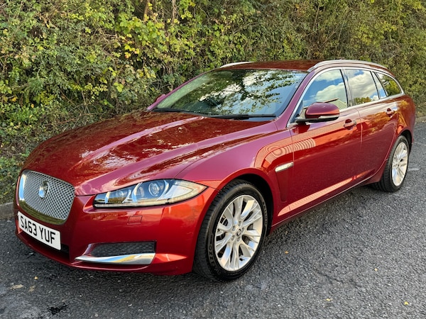 Used Jaguar XF 2013 for sale - 76117133: Photo 3