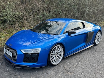 2016 (65) - 5.2 FSI V10 Plus Quattro 2dr S Tronic