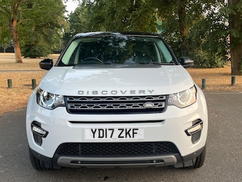 Used Land Rover Discovery Sport 2017 for sale - 79305448: Photo