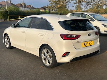 Used Kia Ceed 2019 for sale - 79645889: Photo
