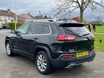 Used Jeep Cherokee 2015 for sale - 79305451: Photo