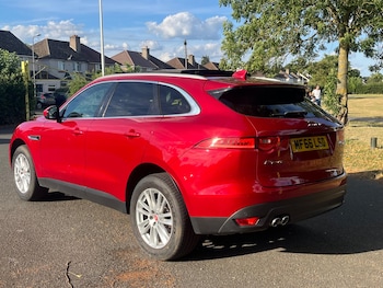 Used Jaguar F-Pace 2016 for sale - 79305441: Photo
