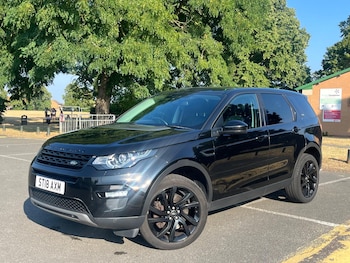 Used Land Rover Discovery Sport 2018 for sale - 79305460: Photo