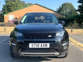 Used Land Rover Discovery Sport 2018 for sale - 79305460: Photo