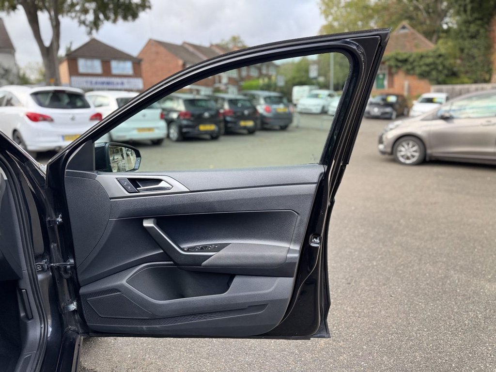 Used Volkswagen Polo 2018 for sale - 76291377: Photo 33