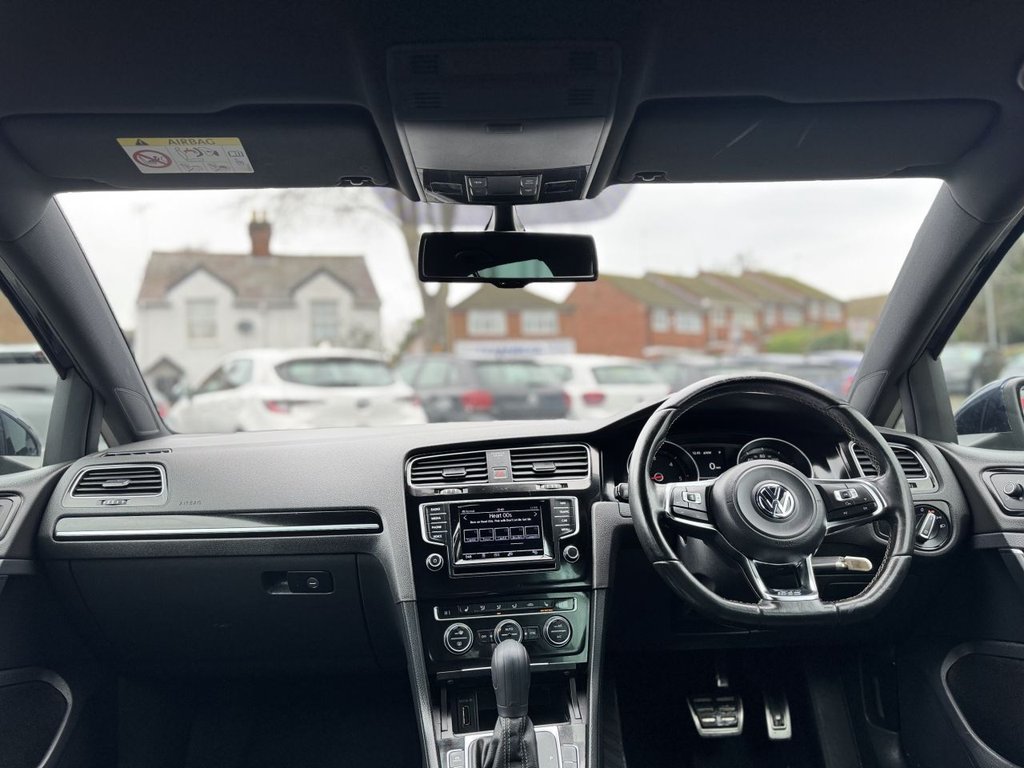 Used Volkswagen Golf 2014 for sale - 76883767: Photo 11