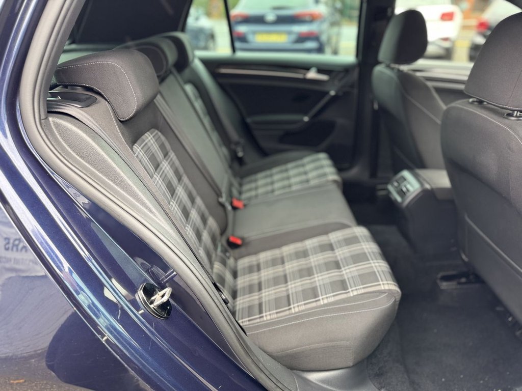 Used Volkswagen Golf 2014 for sale - 76883767: Photo 14