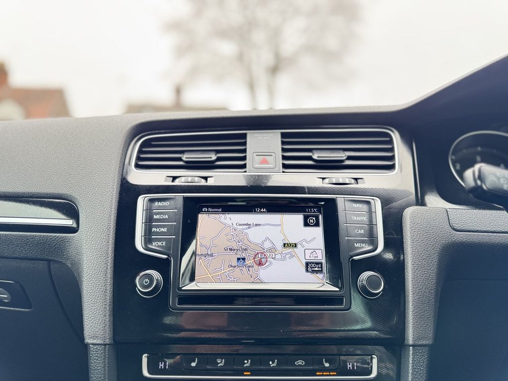 Used Volkswagen Golf 2014 for sale - 76883767: Photo 24