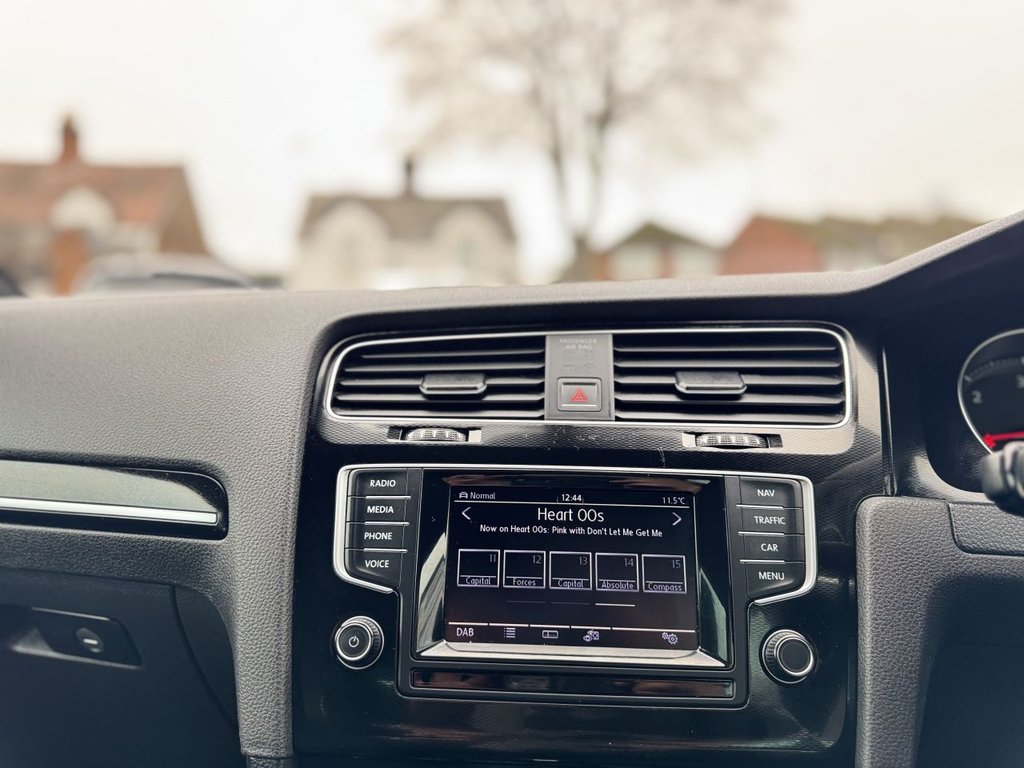 Used Volkswagen Golf 2014 for sale - 76883767: Photo 44