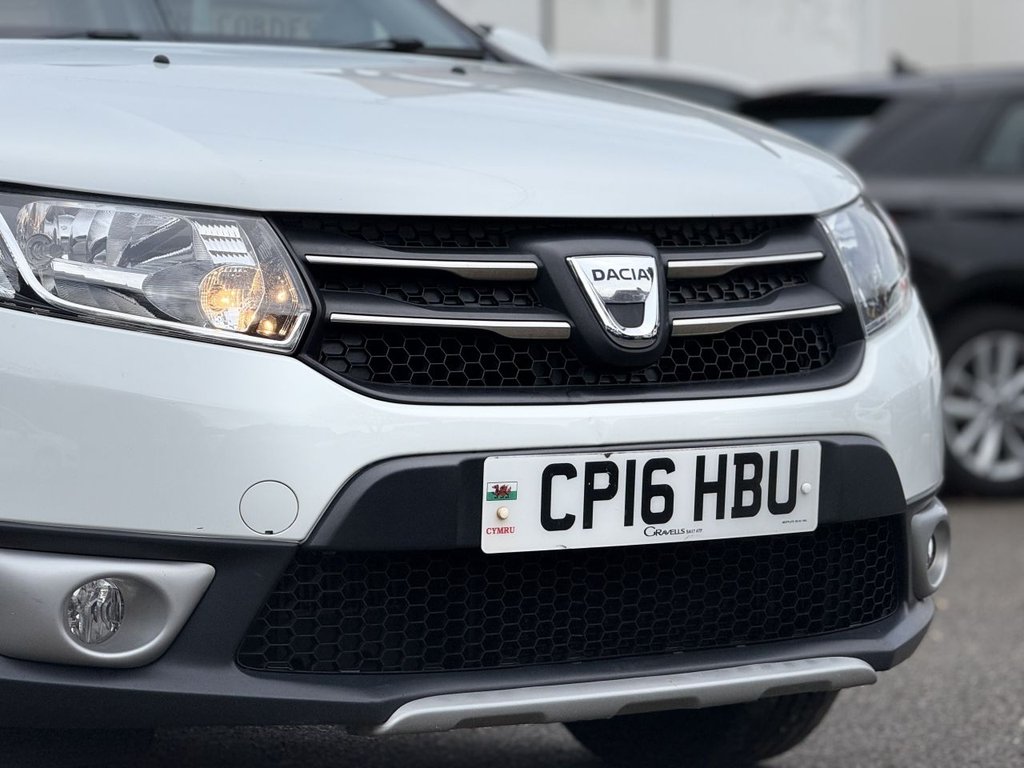 Used Dacia Sandero Stepway 2016 for sale - 76985745: Photo 21
