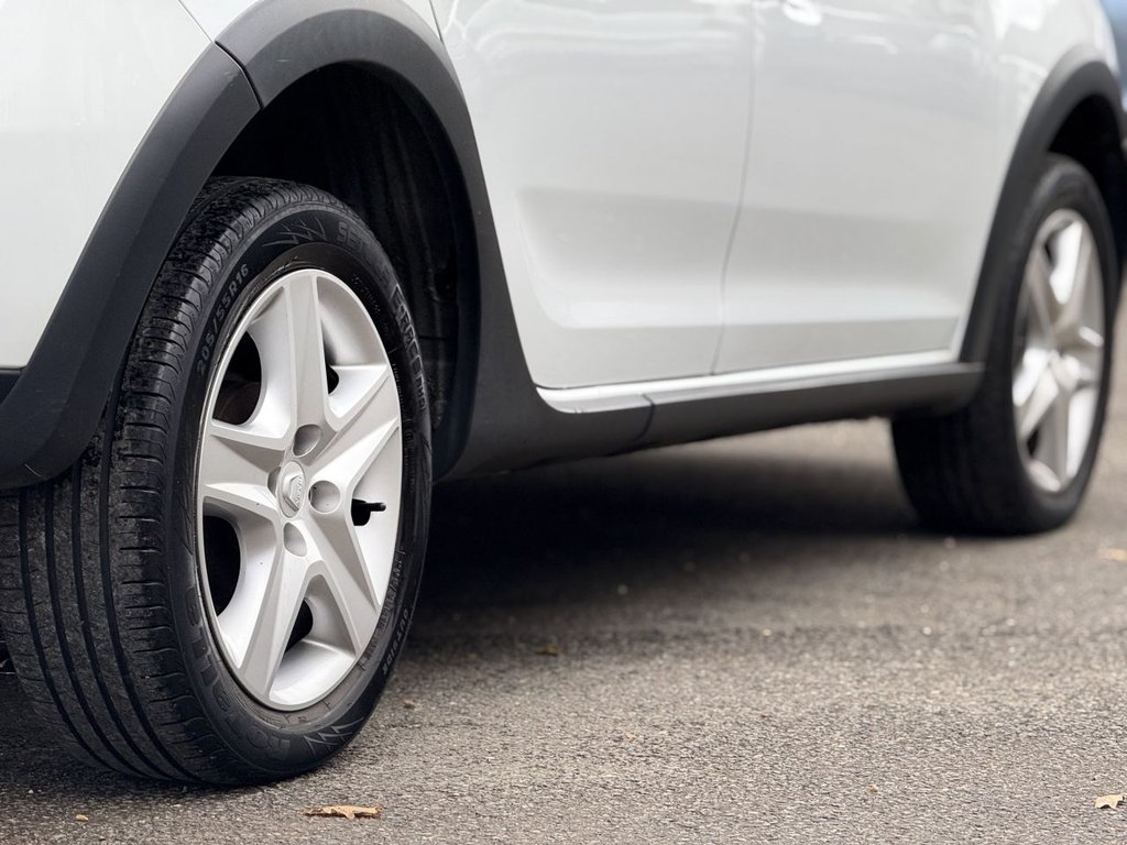 Used Dacia Sandero Stepway 2016 for sale - 76985745: Photo 37