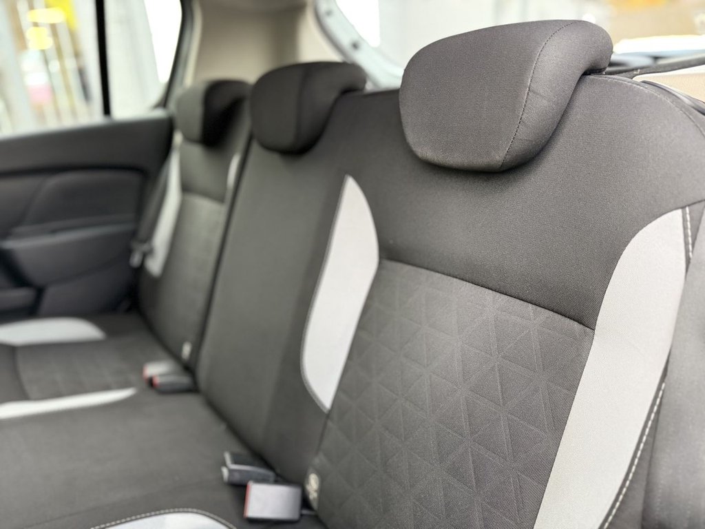 Used Dacia Sandero Stepway 2016 for sale - 76985745: Photo 50