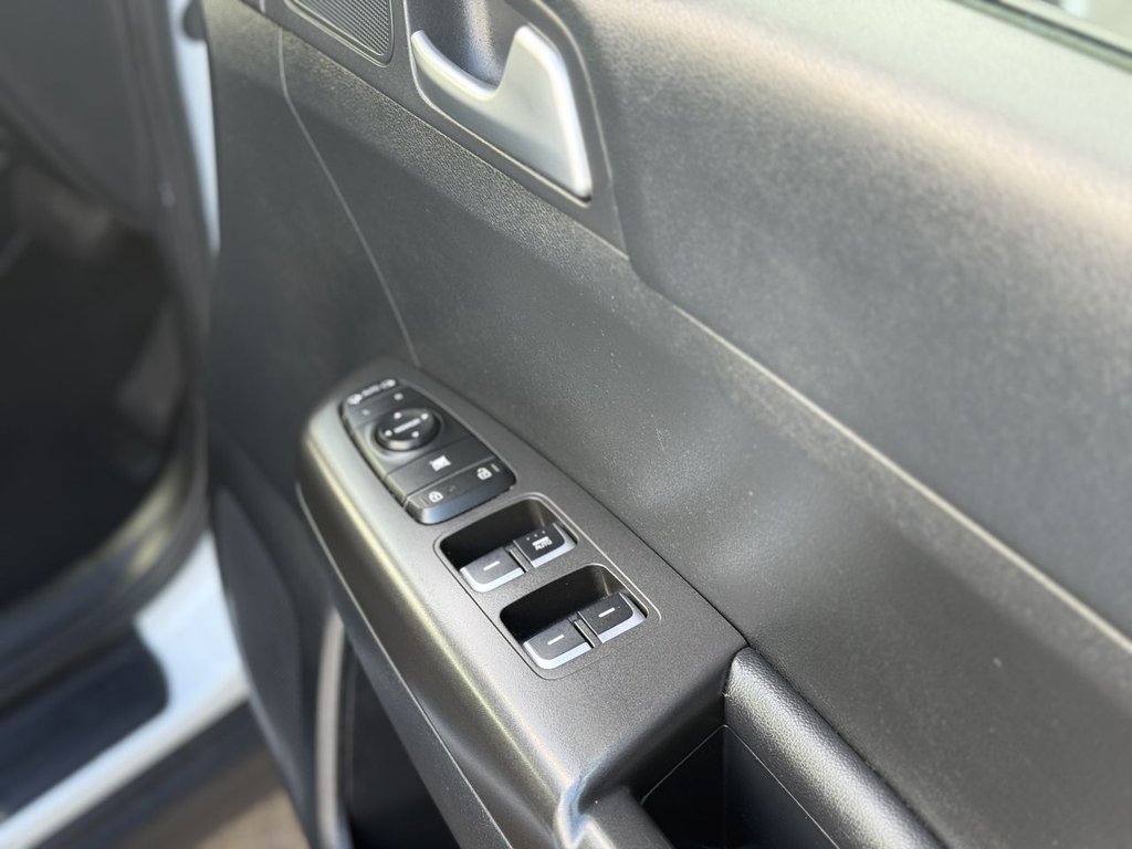 Used Kia Sportage 2017 for sale - 76395686: Photo 44