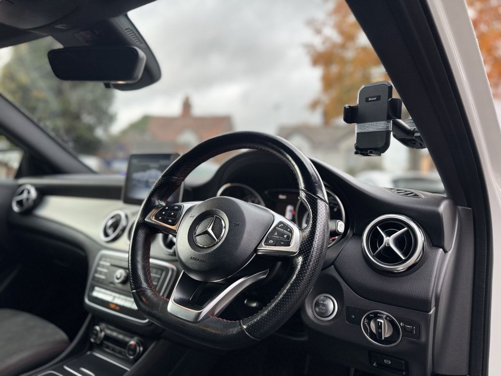 Used Mercedes-Benz GLA 2018 for sale - 76459365: Photo 29