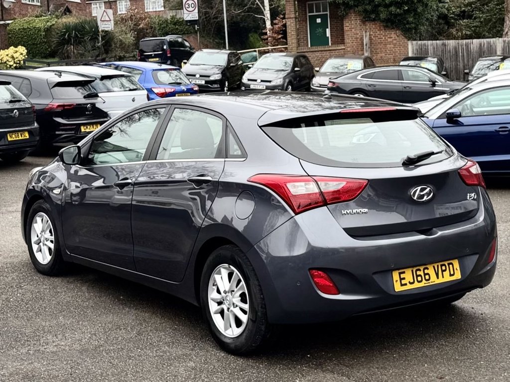 Used Hyundai i30 2016 for sale - 77792371: Photo 10