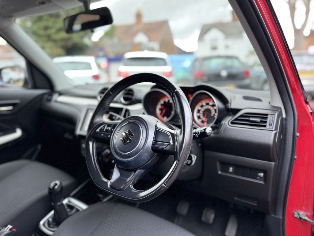 Used Suzuki Swift 2017 for sale - 76654526: Photo 25