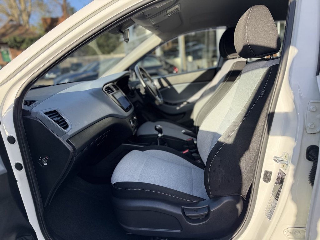 Used Hyundai i20 2016 for sale - 78069072: Photo 13