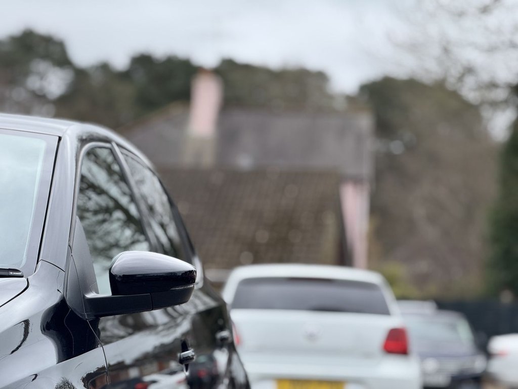 Used Volkswagen Polo 2016 for sale - 77849446: Photo 41