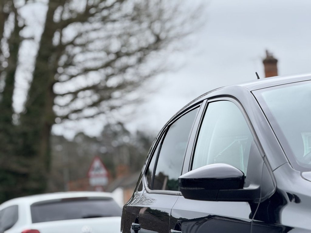 Used Volkswagen Polo 2016 for sale - 77849446: Photo 42