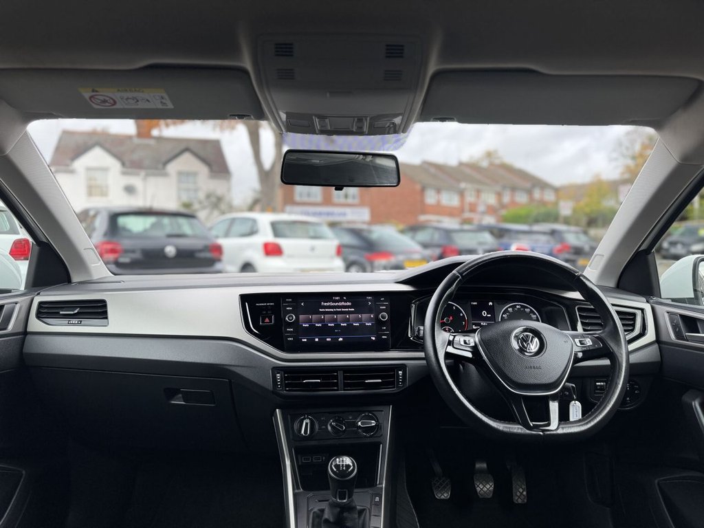 Used Volkswagen Polo 2018 for sale - 76520636: Photo 10