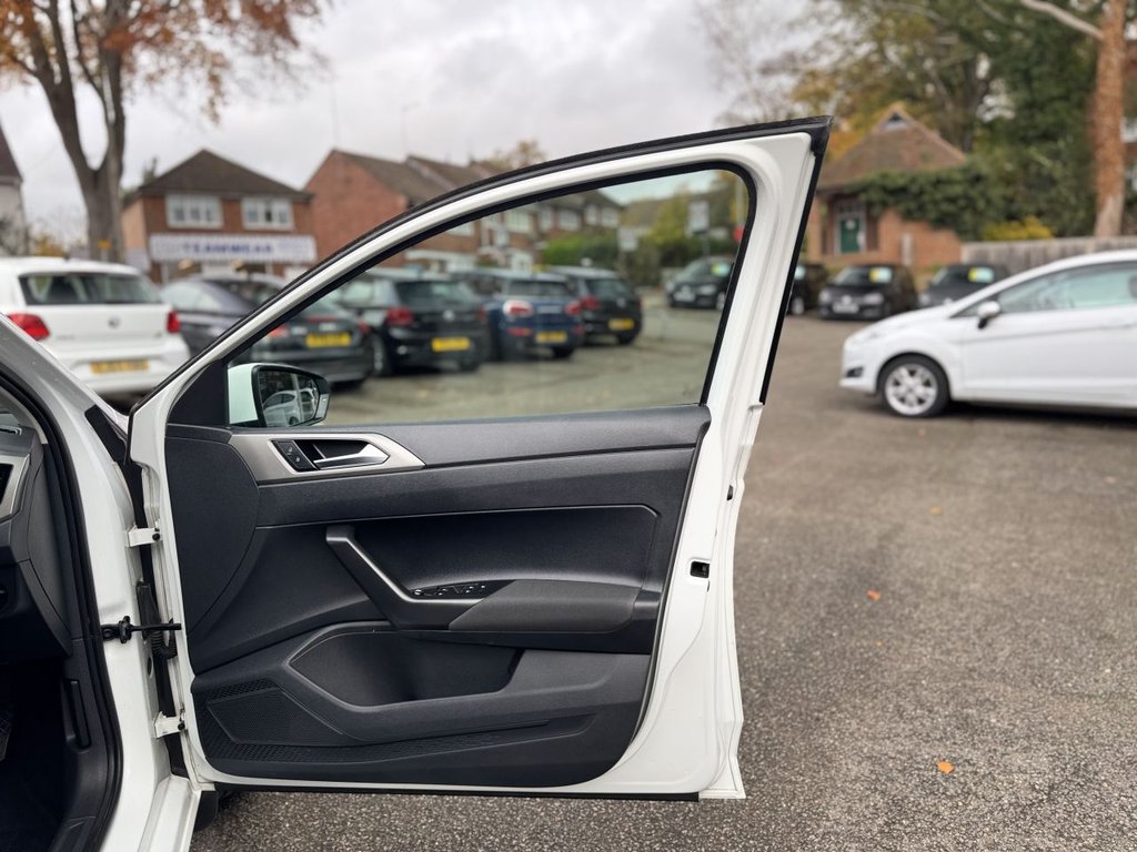 Used Volkswagen Polo 2018 for sale - 76520636: Photo 25