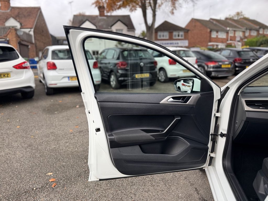 Used Volkswagen Polo 2018 for sale - 76520636: Photo 37