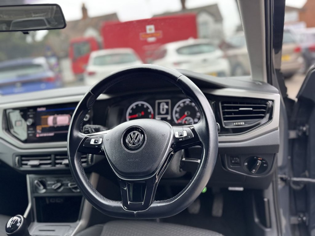 Used Volkswagen Polo 2019 for sale - 77891119: Photo 41