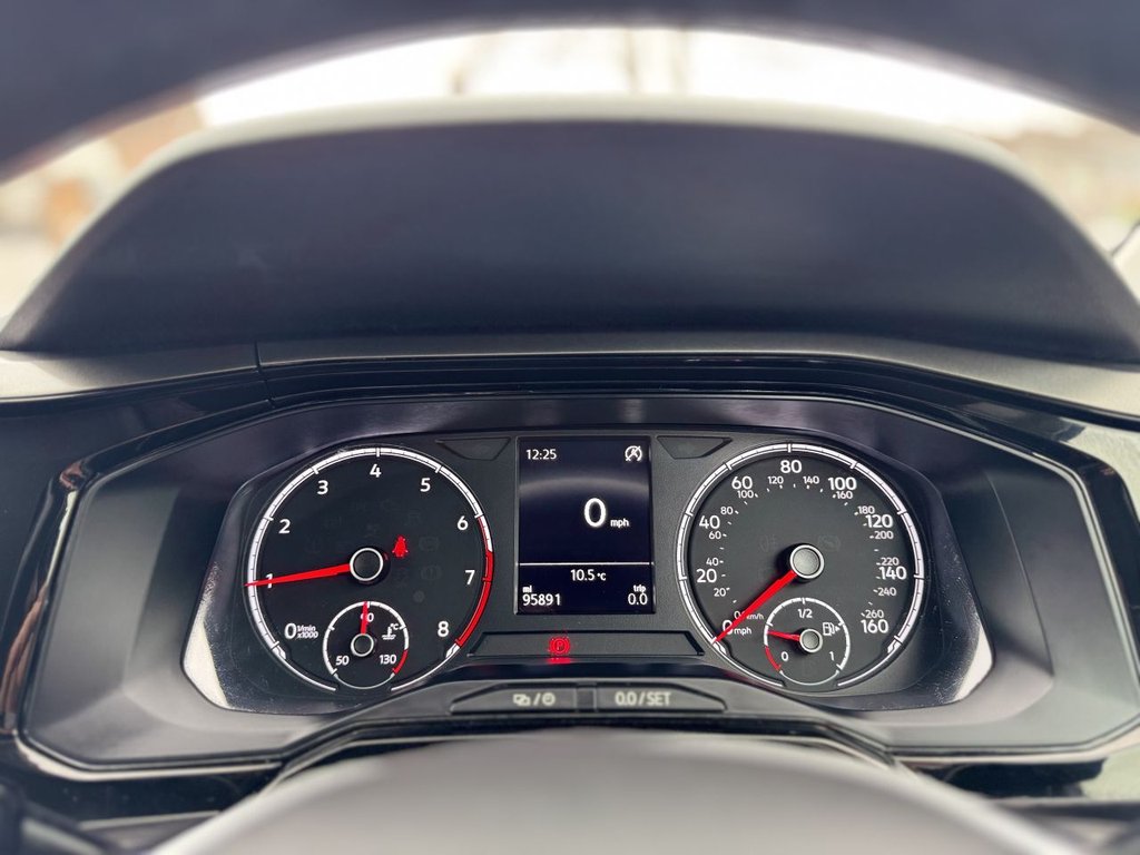 Used Volkswagen Polo 2019 for sale - 77891119: Photo 48