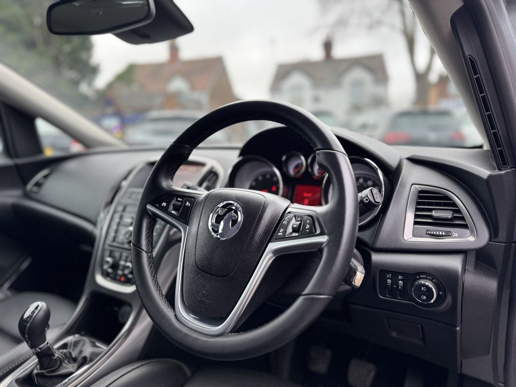 Used Vauxhall Astra 2011 for sale - 76754596: Photo 18