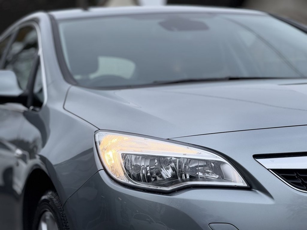 Used Vauxhall Astra 2011 for sale - 76754596: Photo 22