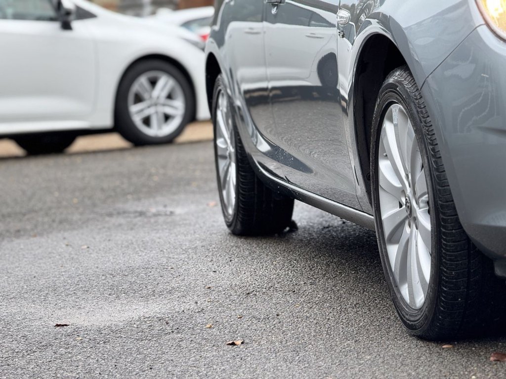 Used Vauxhall Astra 2011 for sale - 76754596: Photo 24