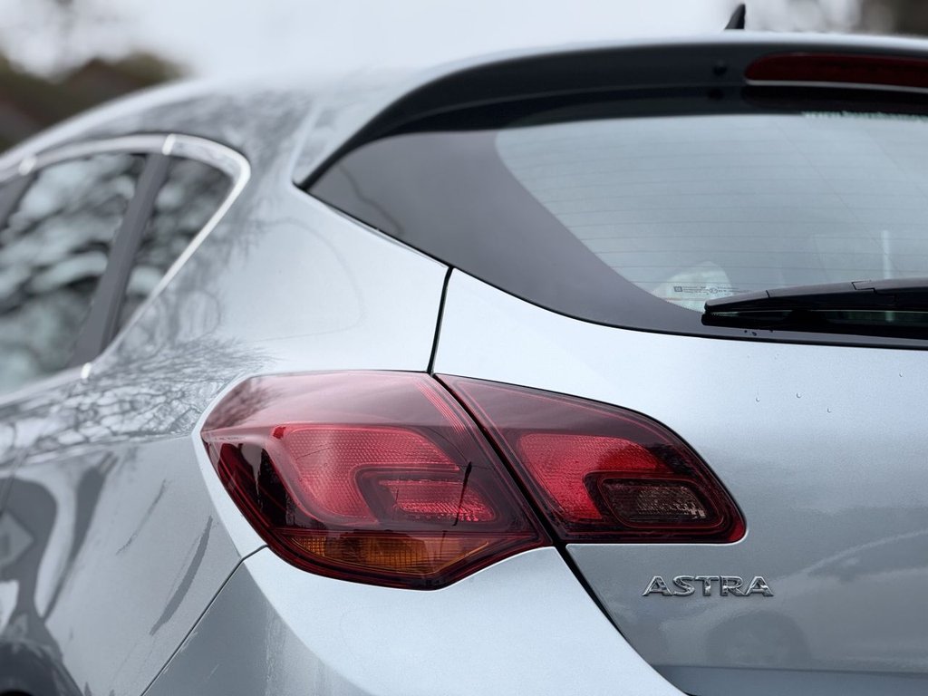 Used Vauxhall Astra 2011 for sale - 76754596: Photo 32