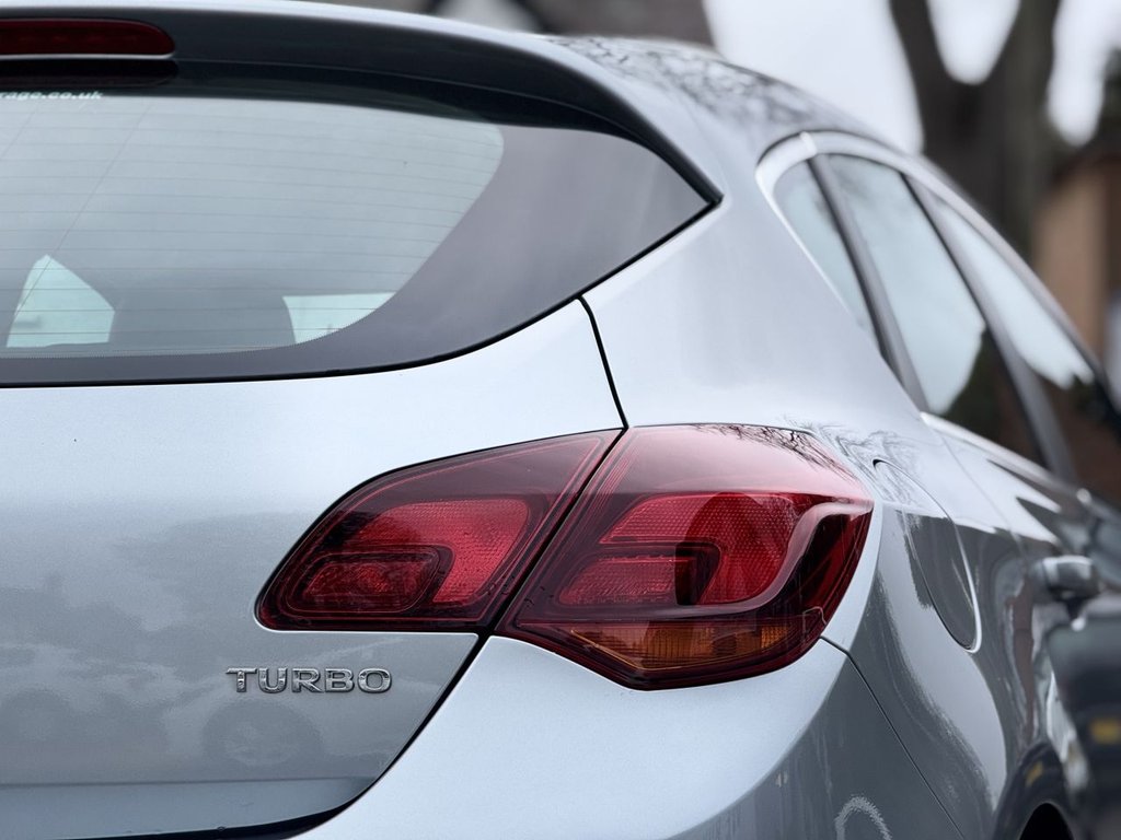 Used Vauxhall Astra 2011 for sale - 76754596: Photo 37