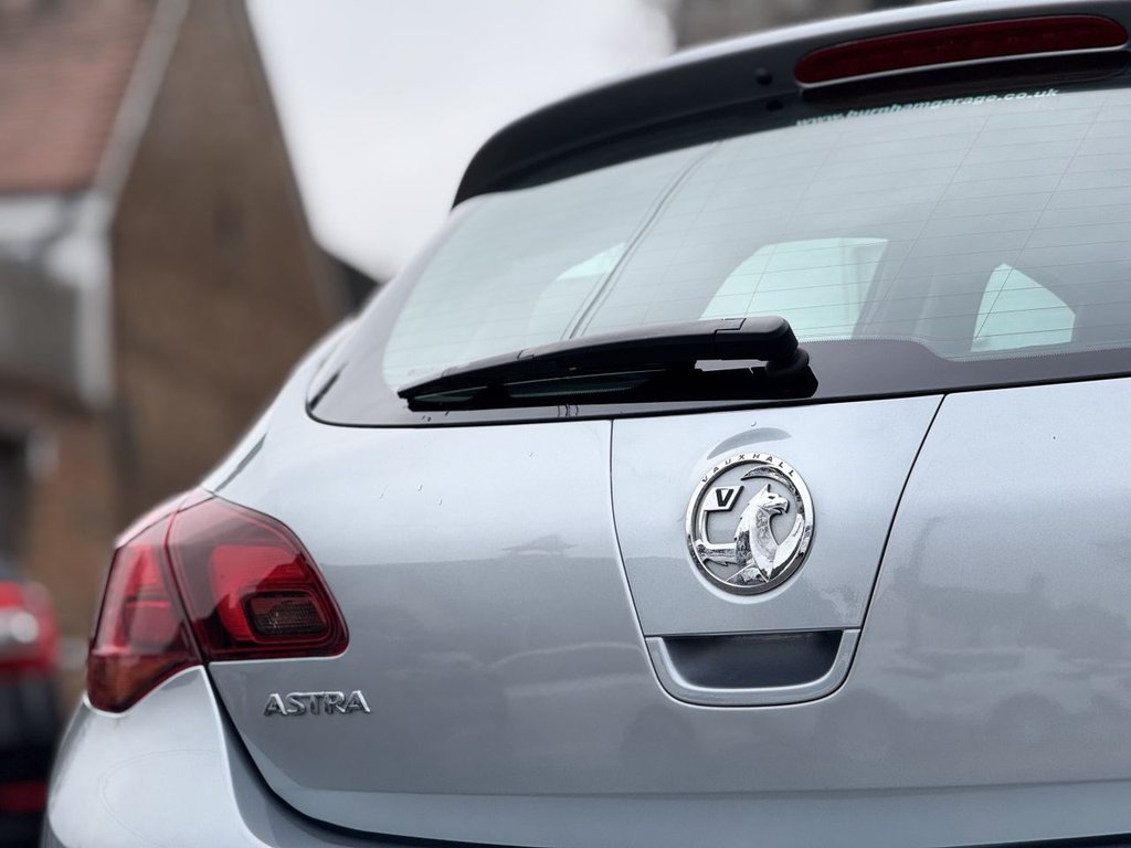 Used Vauxhall Astra 2011 for sale - 76754596: Photo 38