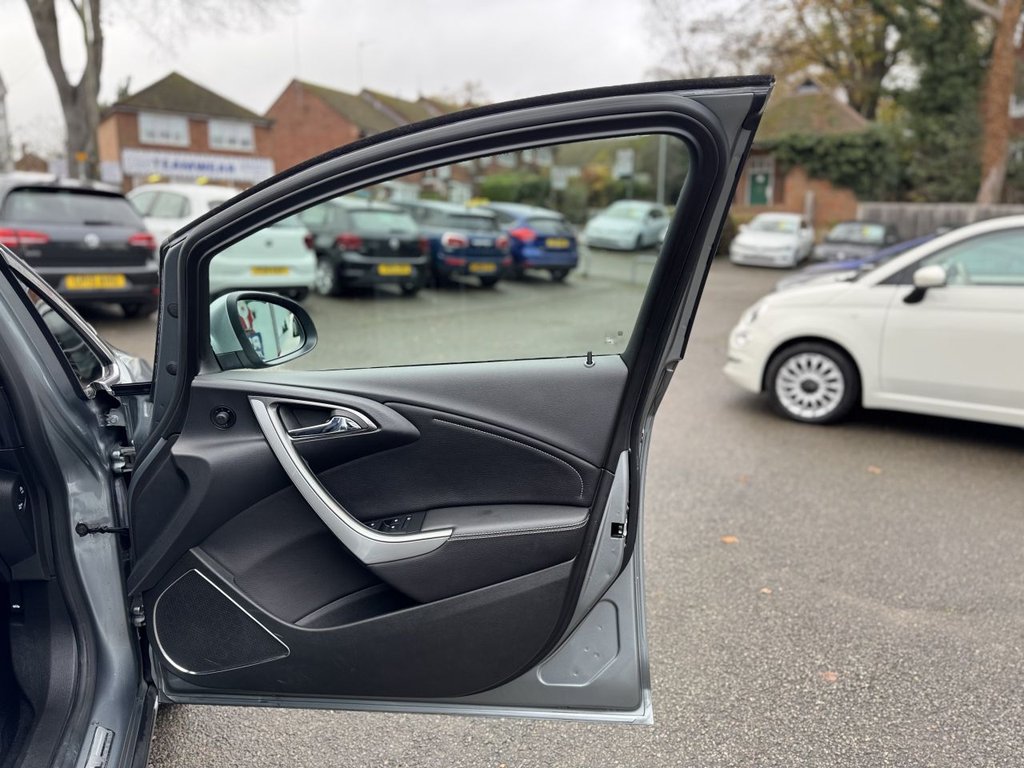 Used Vauxhall Astra 2011 for sale - 76754596: Photo 41