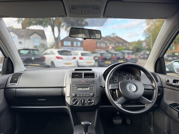 Used Volkswagen Polo 2005 for sale - 76210590: Photo 23