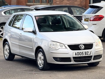 Used Volkswagen Polo 2005 for sale - 76210590: Photo 2