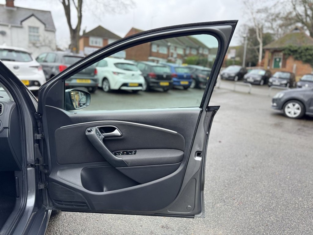 Used Volkswagen Polo 2017 for sale - 77302139: Photo 18