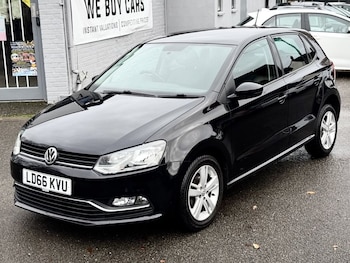 Used Volkswagen Polo 2016 for sale - 76768216: Photo