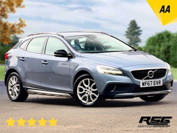 Used Volvo V40 Cross Country 2017 for sale - 75383778: Photo 1