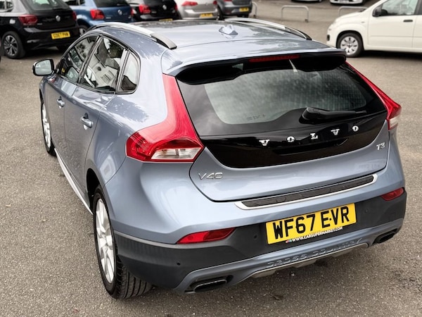 Used Volvo V40 Cross Country 2017 for sale - 75383778: Photo 32