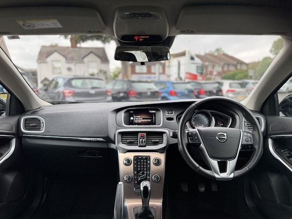 Used Volvo V40 Cross Country 2017 for sale - 75383778: Photo 50