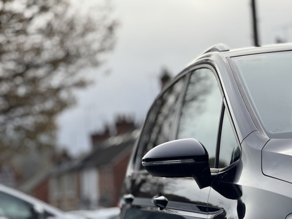 Used Volkswagen Touran 2016 for sale - 76820419: Photo 43